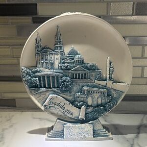 Guadalajara Souvenir Plate - Blue and Cream